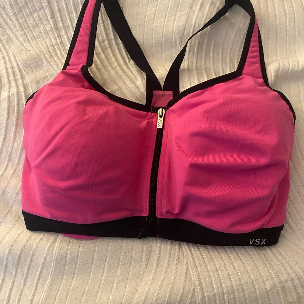 34DDD sports bra Victoria’s Secret - maximum hold